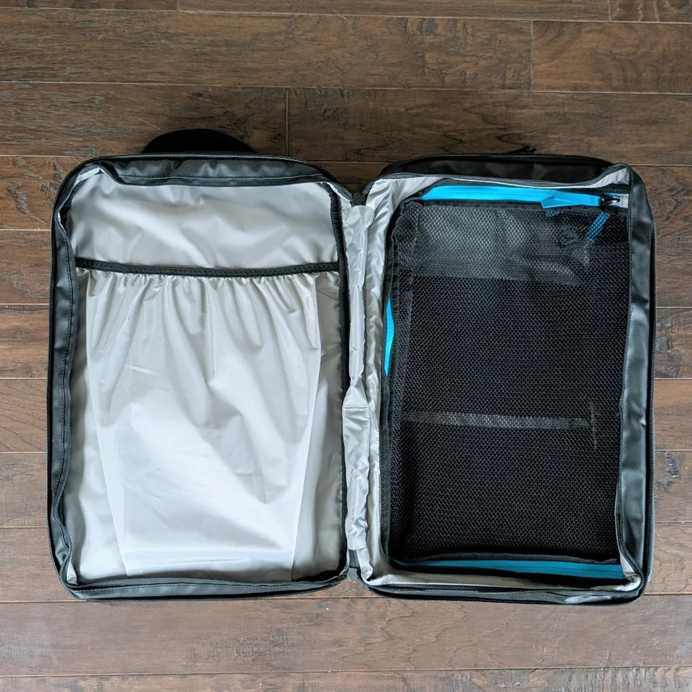 Nomatic Travel Pack 20L Expands to 30L Backpack - Picture 15 of 16